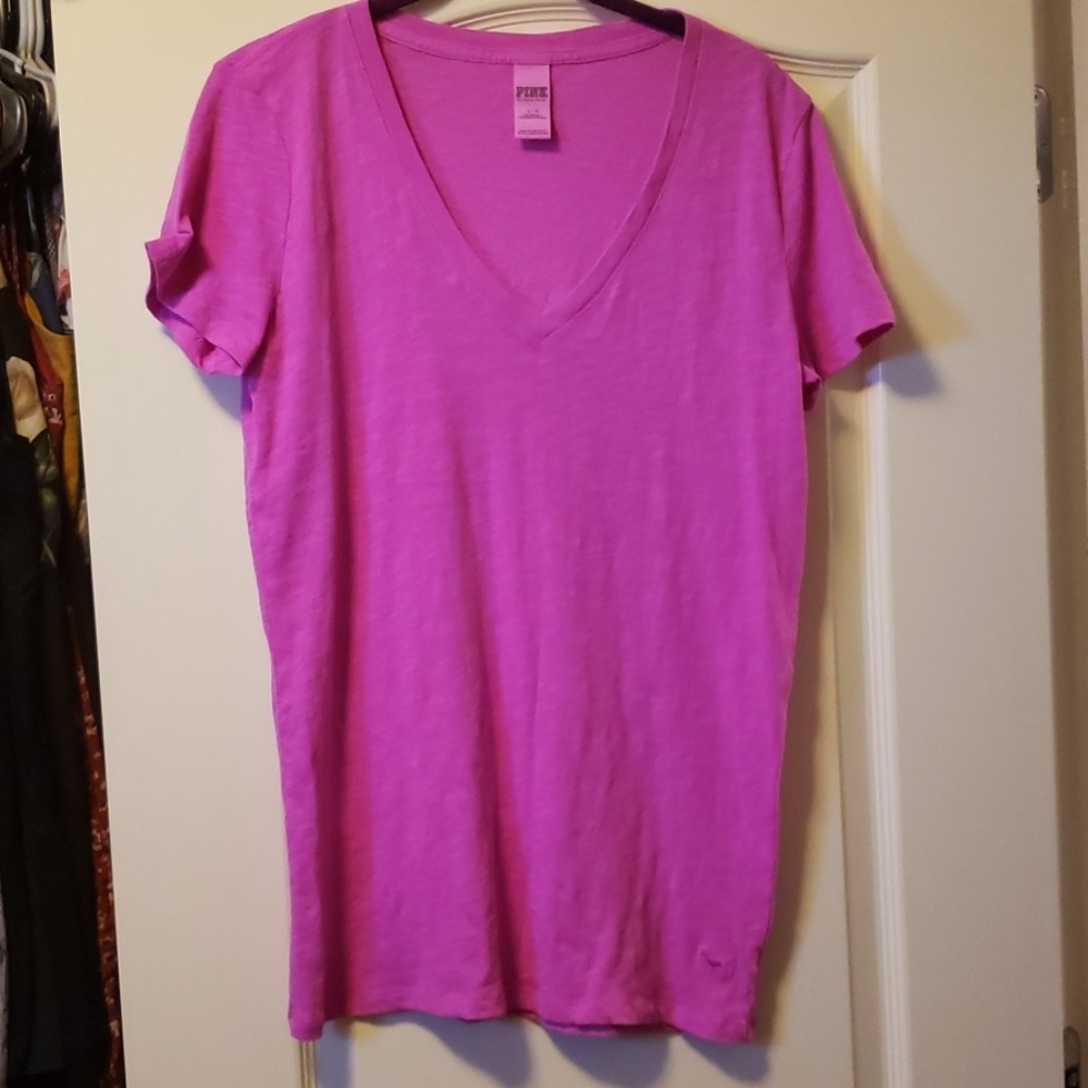 VS PINK tee